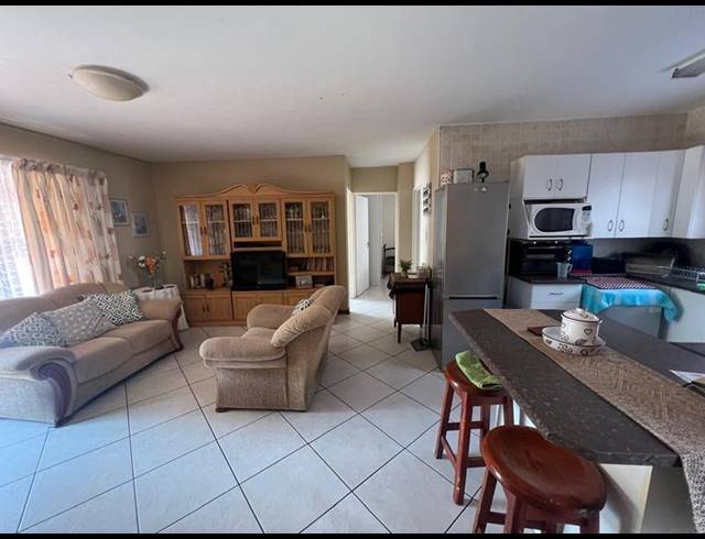 2 BEDROOM APARTMENT FOR SALE IN HELIKONPARK